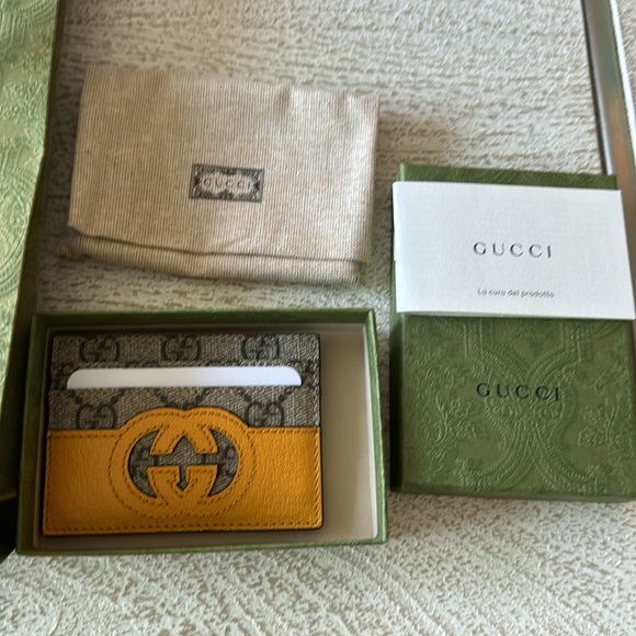GUCCI CARD CASE WITH CUT-OUT INTERLOCKING G - Picture 4 of 7